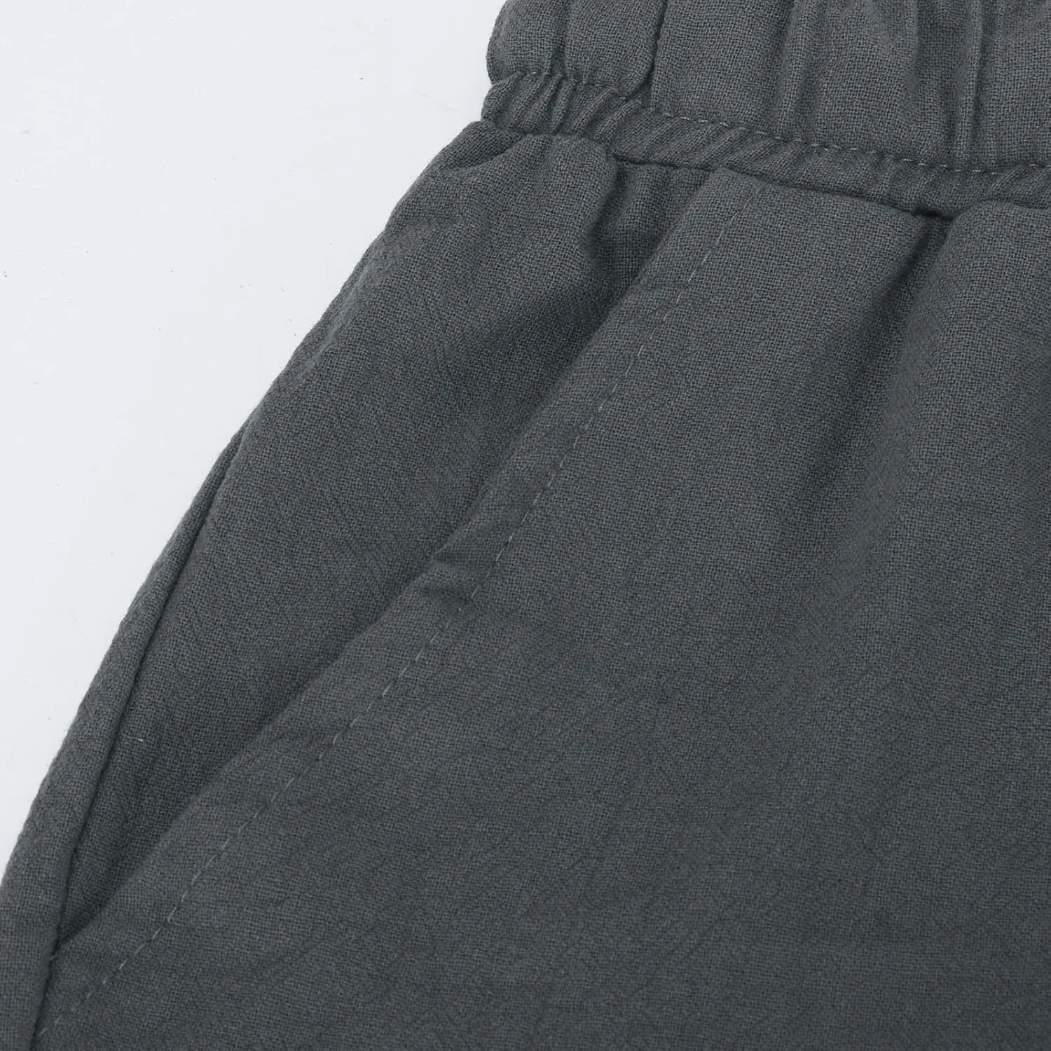 Mens Shorts Summer Trendy Cotton Linen Sport Pants Elastic Waist Drawstring Trousers Straight Beach Pants with Pockets