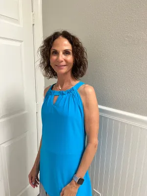 Solid Star Keyhole Top
